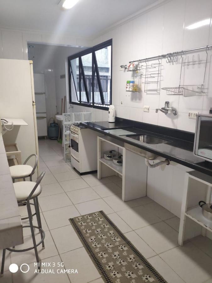 Apartamento Amplo A Menos De 400 Metros Da Praia Localizado Proximo A Praca Da Brunella, Area Nobre Do Guaruja. Экстерьер фото